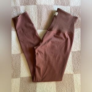 Vuori Ribbed Studio Legging